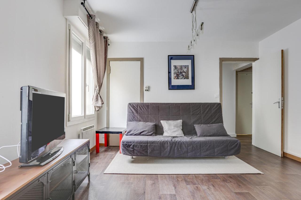 L'amarillo Apartment *